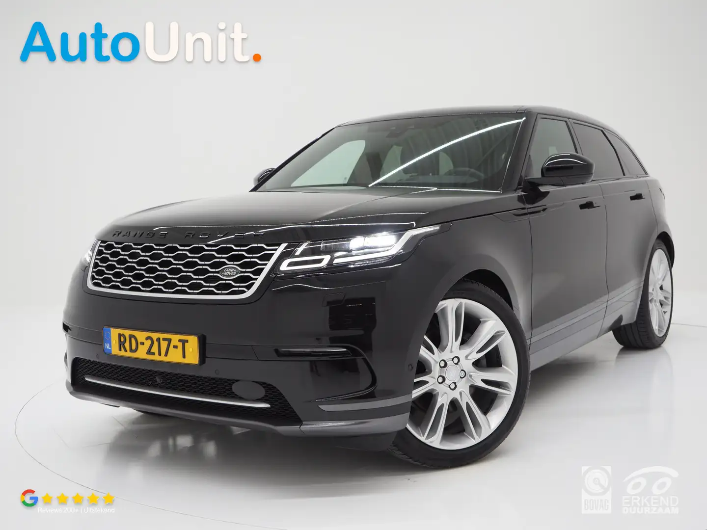 Land Rover Range Rover Velar 3.0 V6 AWD 300PK | NL Auto | LED | Panorama | Luch Zwart - 1