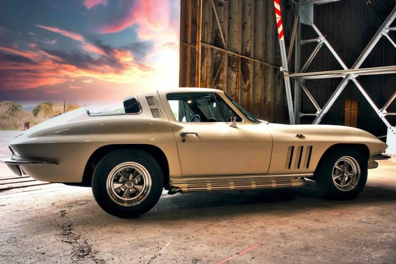 Chevrolet Corvette Stingray - 2
