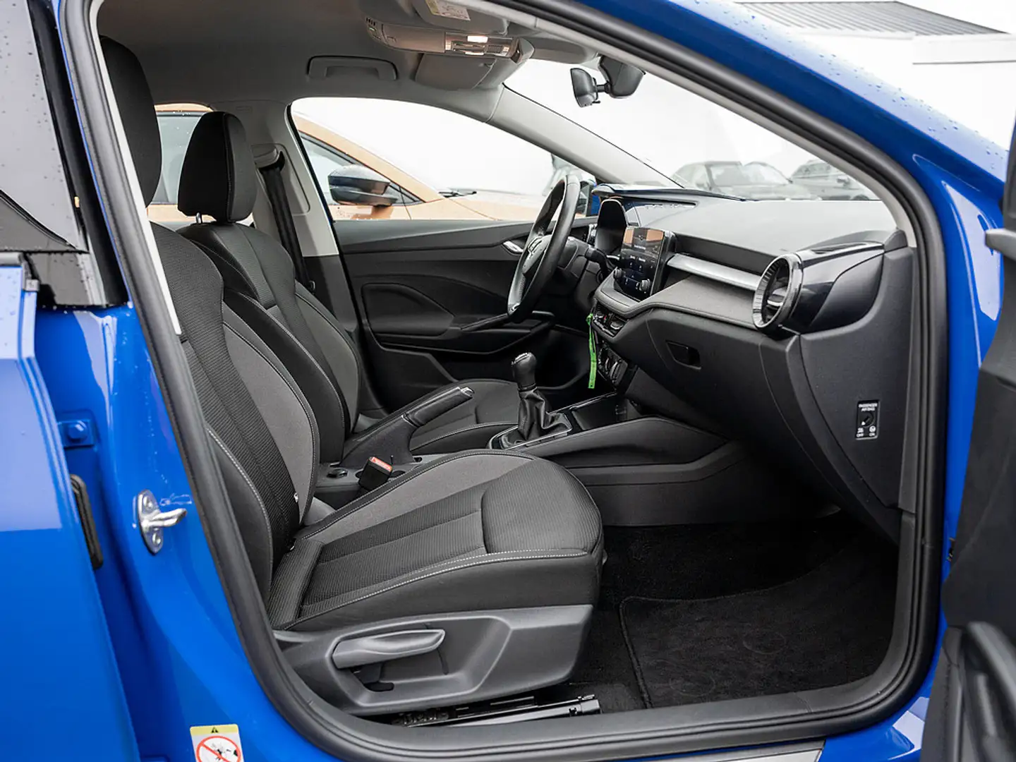 Skoda Fabia 1.0 MPI Tour GRA PDC SHZ SMARTLINK ISOF Blau - 2