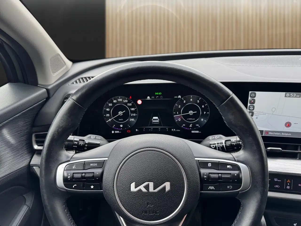 Kia Sportage 1.6 T-GDI Pulse + Techno Pack 6V 8