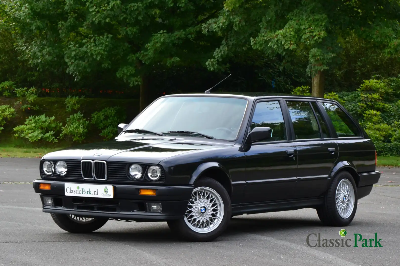 BMW 325 325i E30 Touring Černá - 1