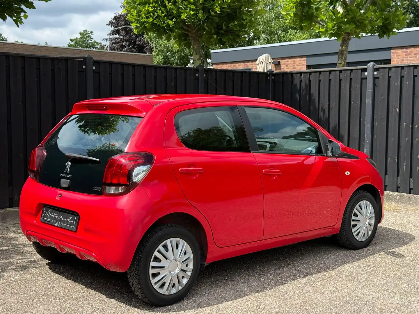 Peugeot 108 1.0 VTi Active airco 5 deurs bluetooth Roşu - 2