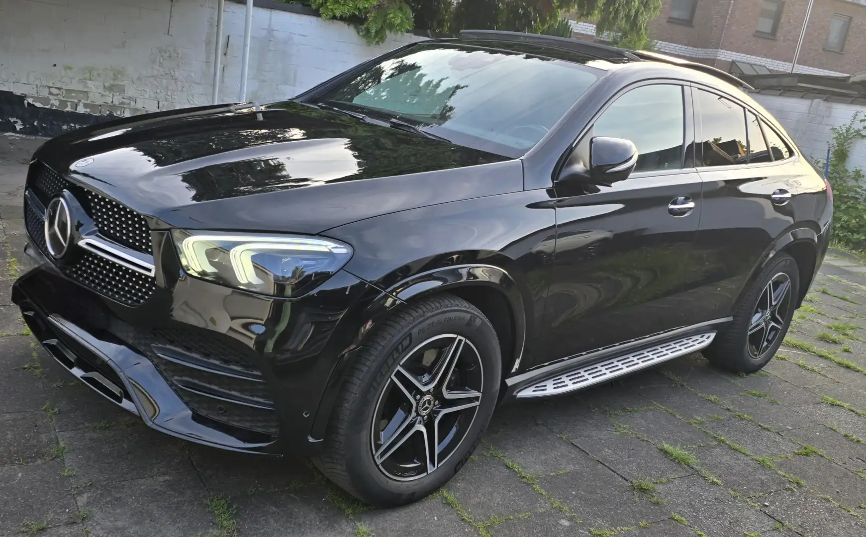 Mercedes-Benz GLE 350 GLE-Coupe d 4Matic 9G-TRONIC AMG Line - 1
