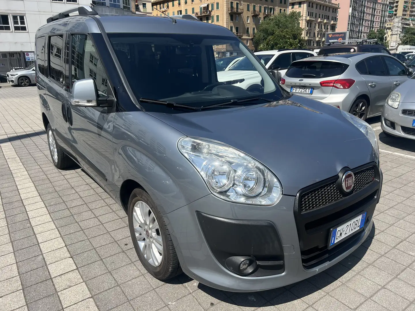 Fiat Doblo Doblo 1.6 mjt 16v Emotion Grigio - 1