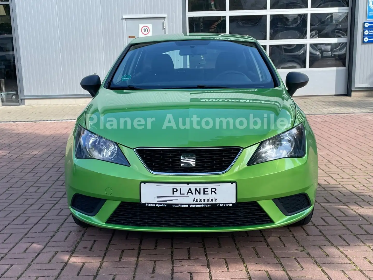 SEAT Ibiza Lim. Reference Klima Alu Service neu Grün - 2