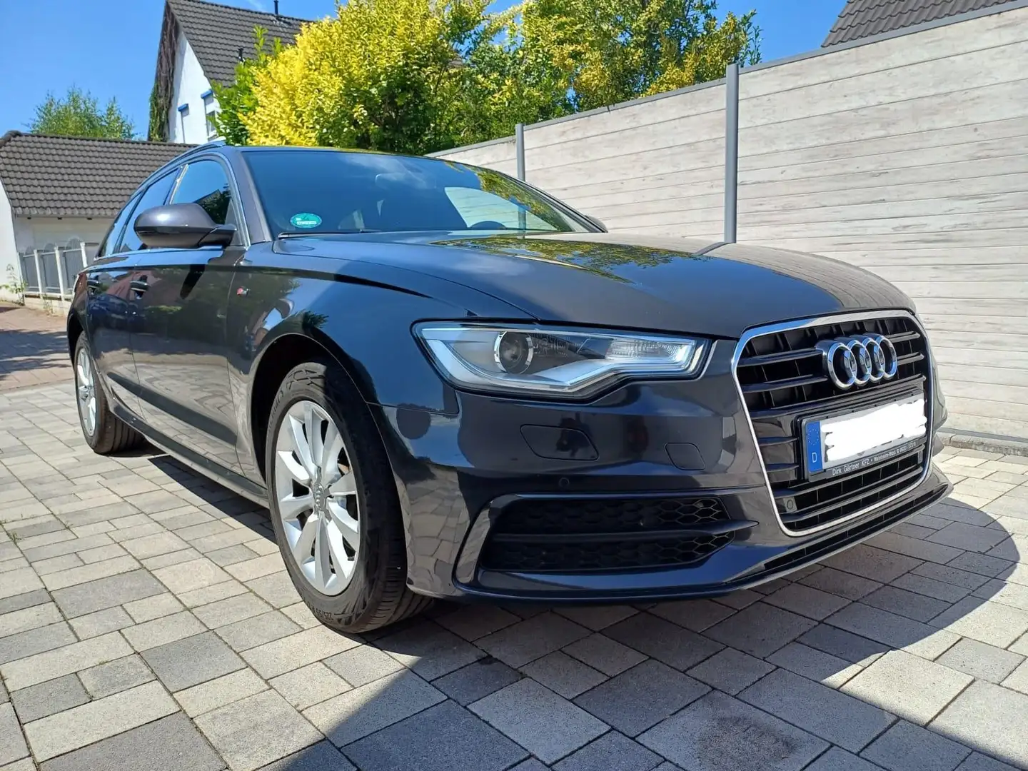 Audi A6 A6 Avant SLine Fekete - 2