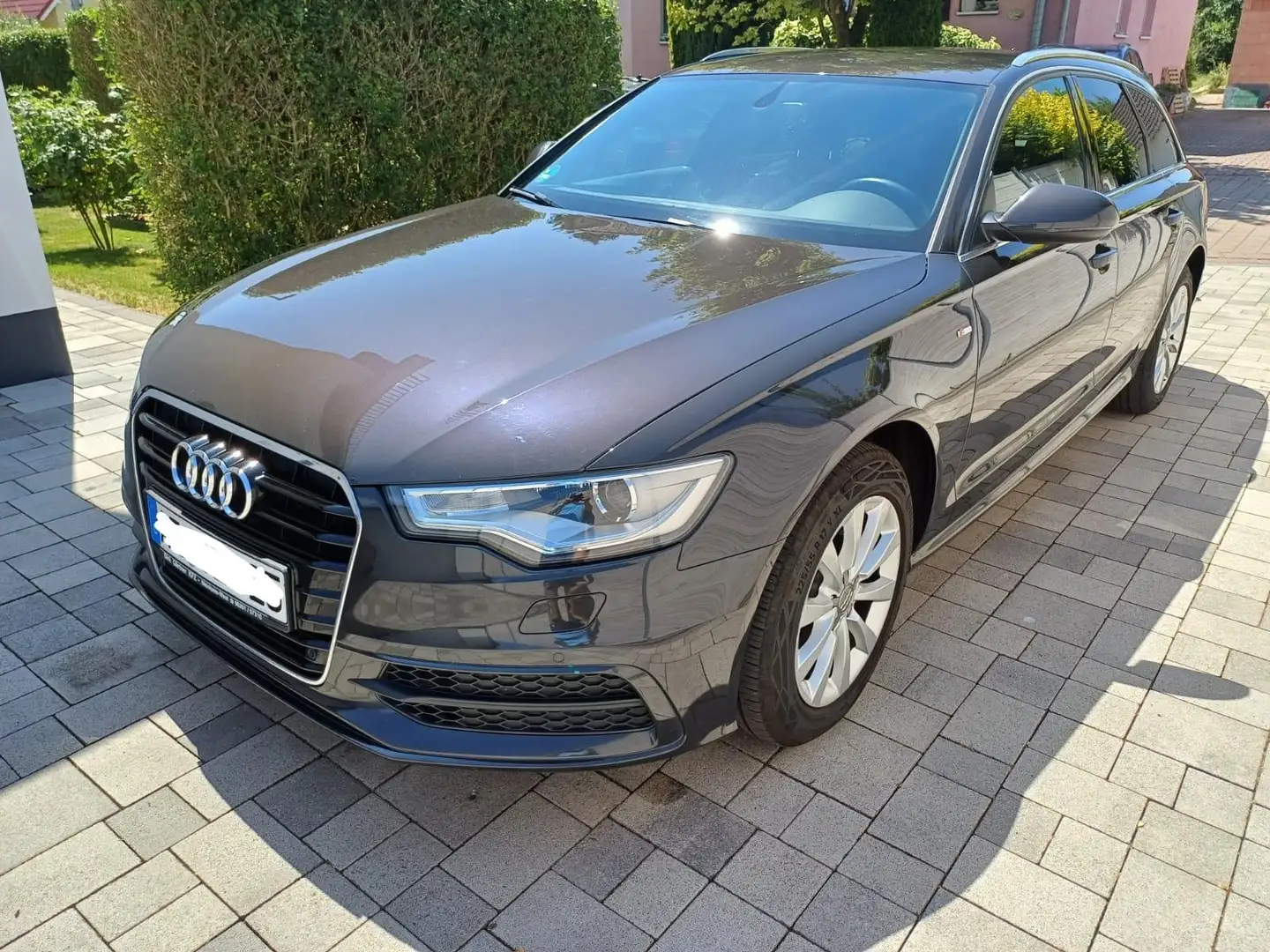 Audi A6 A6 Avant SLine Fekete - 1