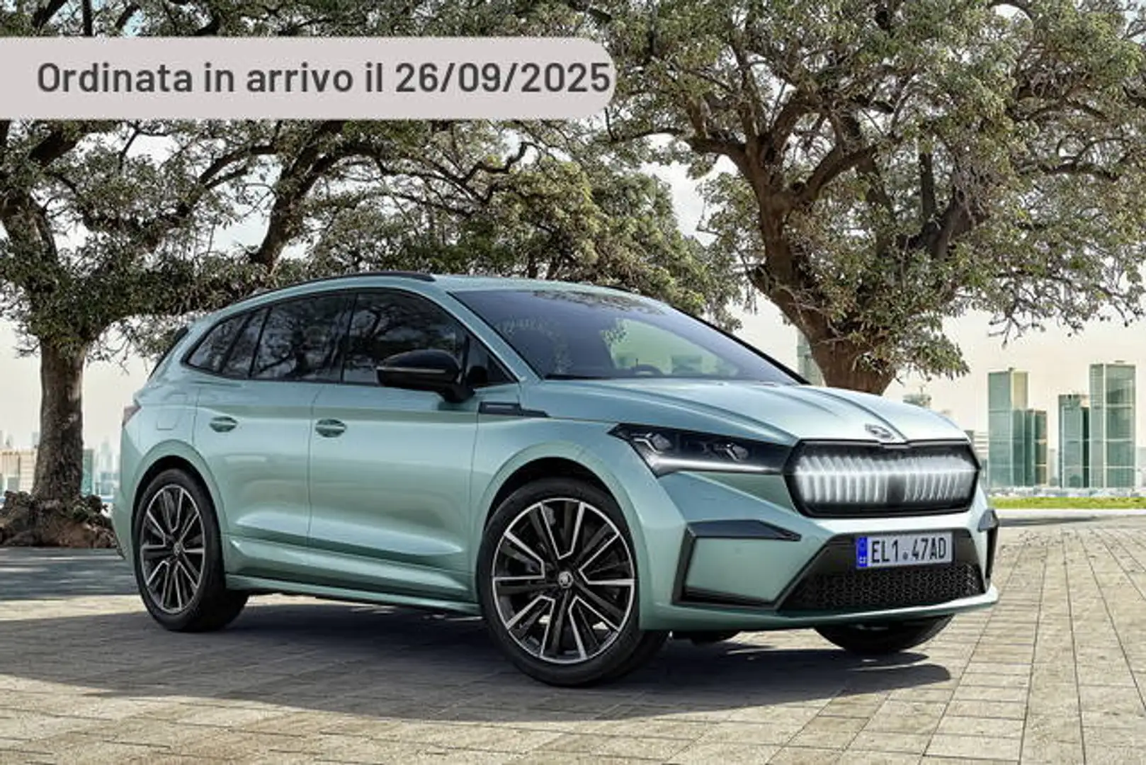 Skoda Enyaq 85x 4x4 Sportline Argento - 2