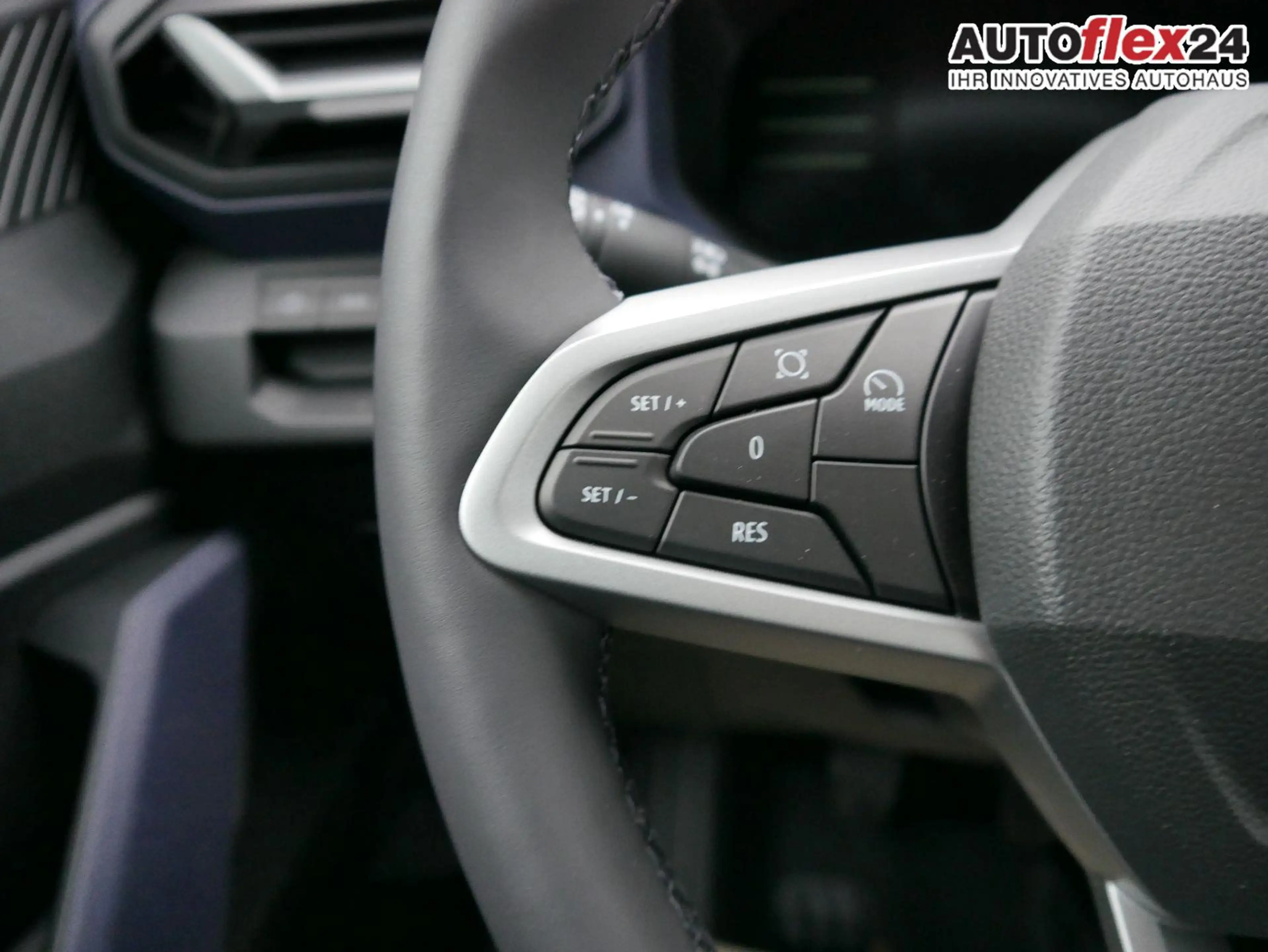Dacia Duster Expression 3 TCe 4x2*NAVI-ÜBER-SMARTLINK*AHK*PD... — photo 12