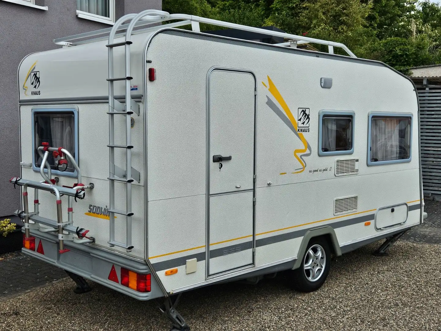 Knaus Südwind 440, Festbett, Mover, 100km/h, Zelt - 2