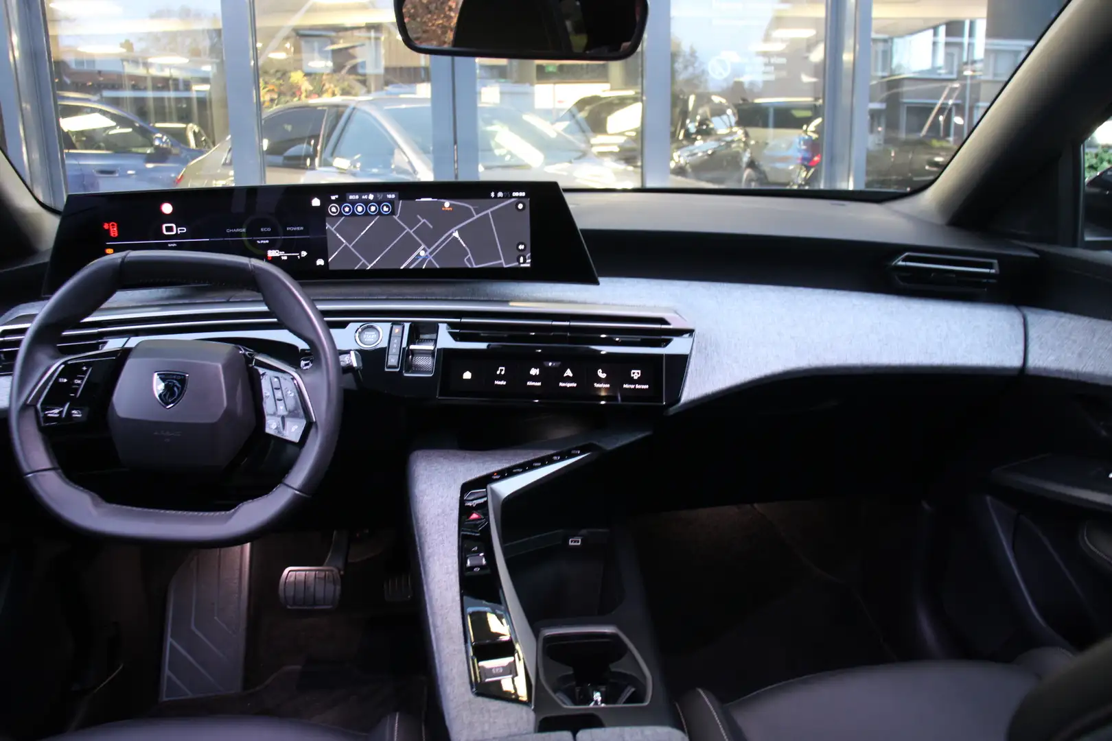 Peugeot 5008 1.2 Hybrid 145 Allure 7p model 2025 Panoramadak Negro - 2