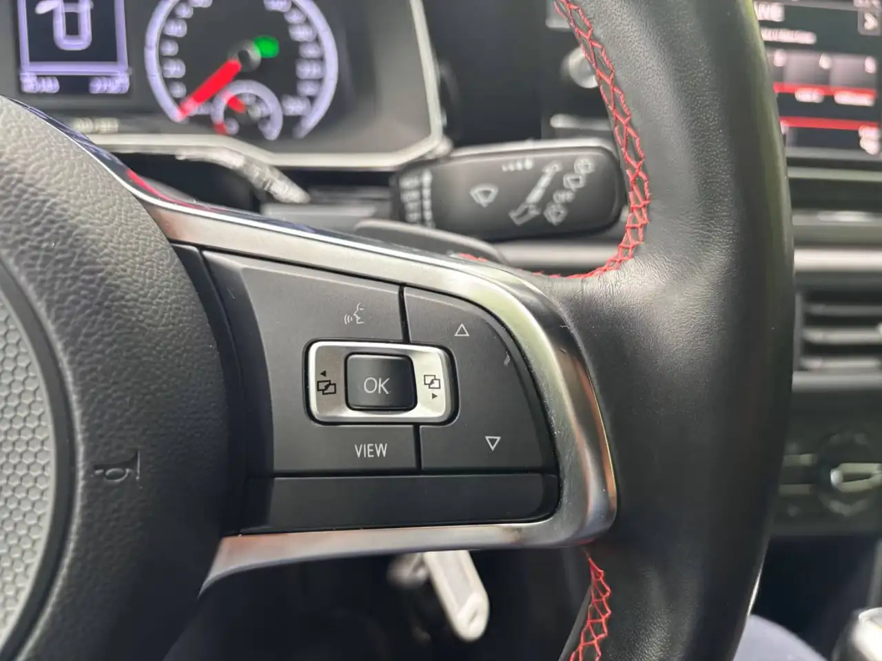 Volkswagen Polo GTI — photo 22