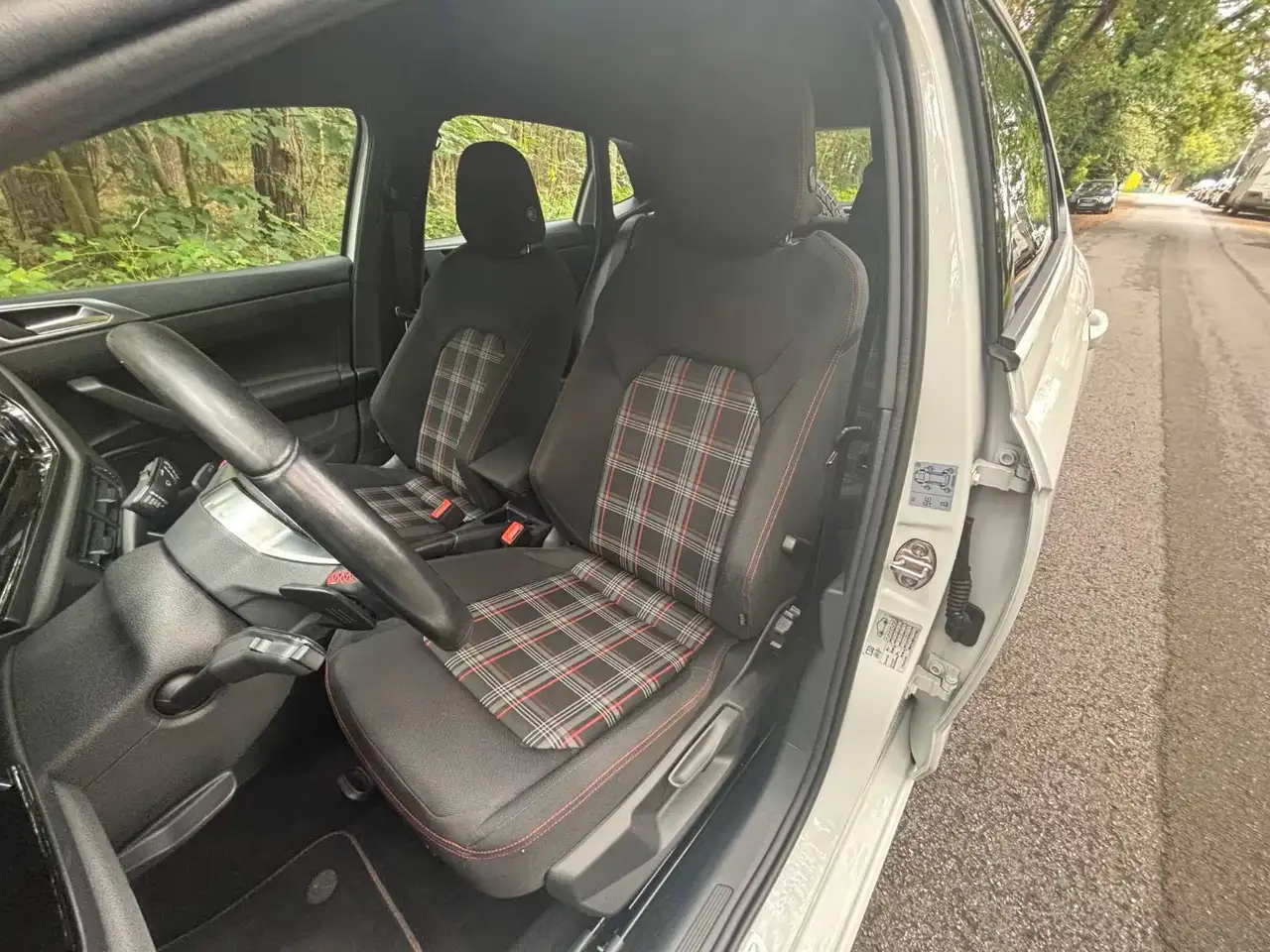 Volkswagen Polo GTI — photo 9