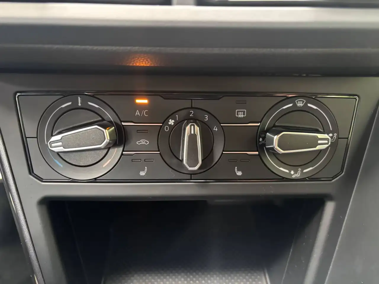 Volkswagen Polo GTI — photo 17