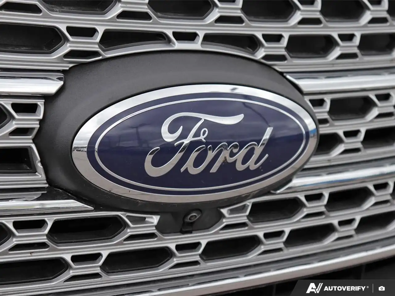 Ford Explorer снимка Ford Explorer