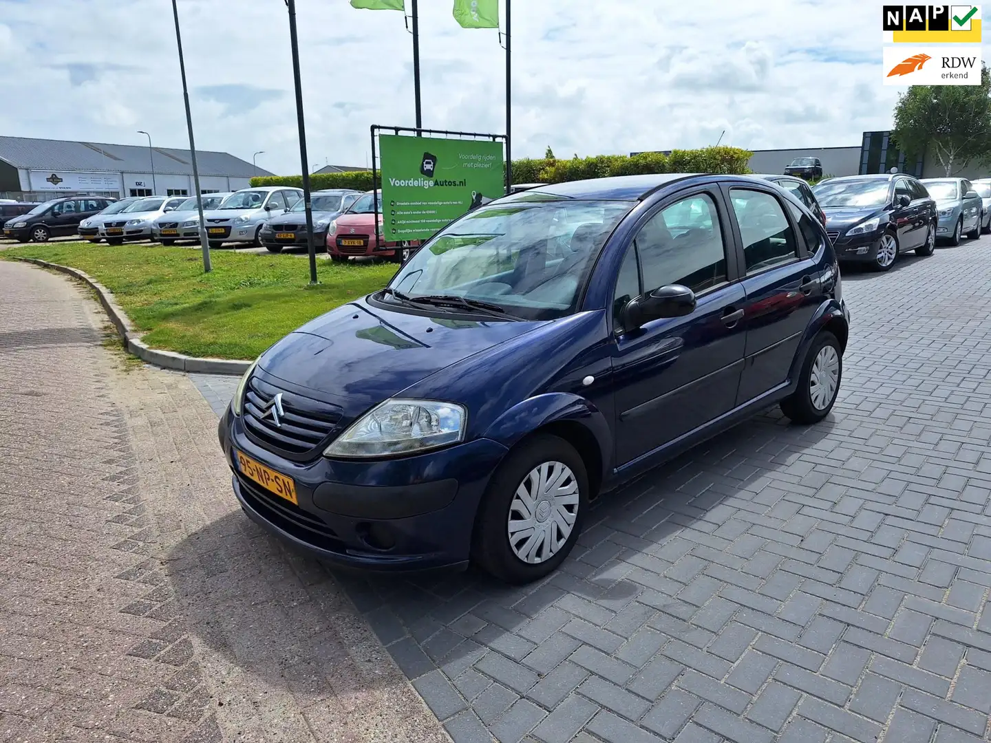 Citroen C3 1.1i Différence / Nette auto / APK mei 2026 Blauw - 1