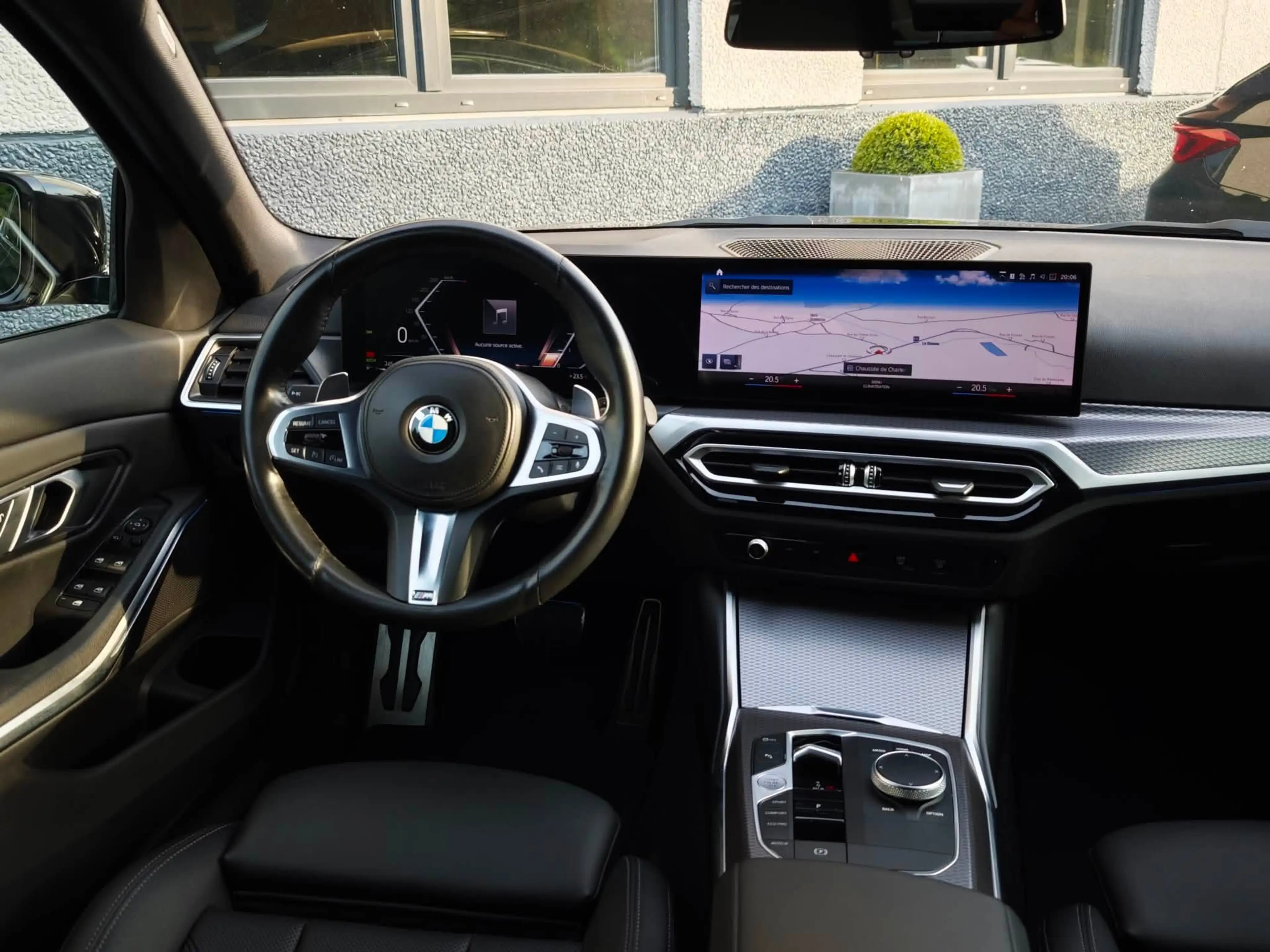 BMW 316 dAS PACK M | CURVED DISPLAY | ECL. AMBIANT | CUIR | CARPLAY | JANTES 19 — photo 12