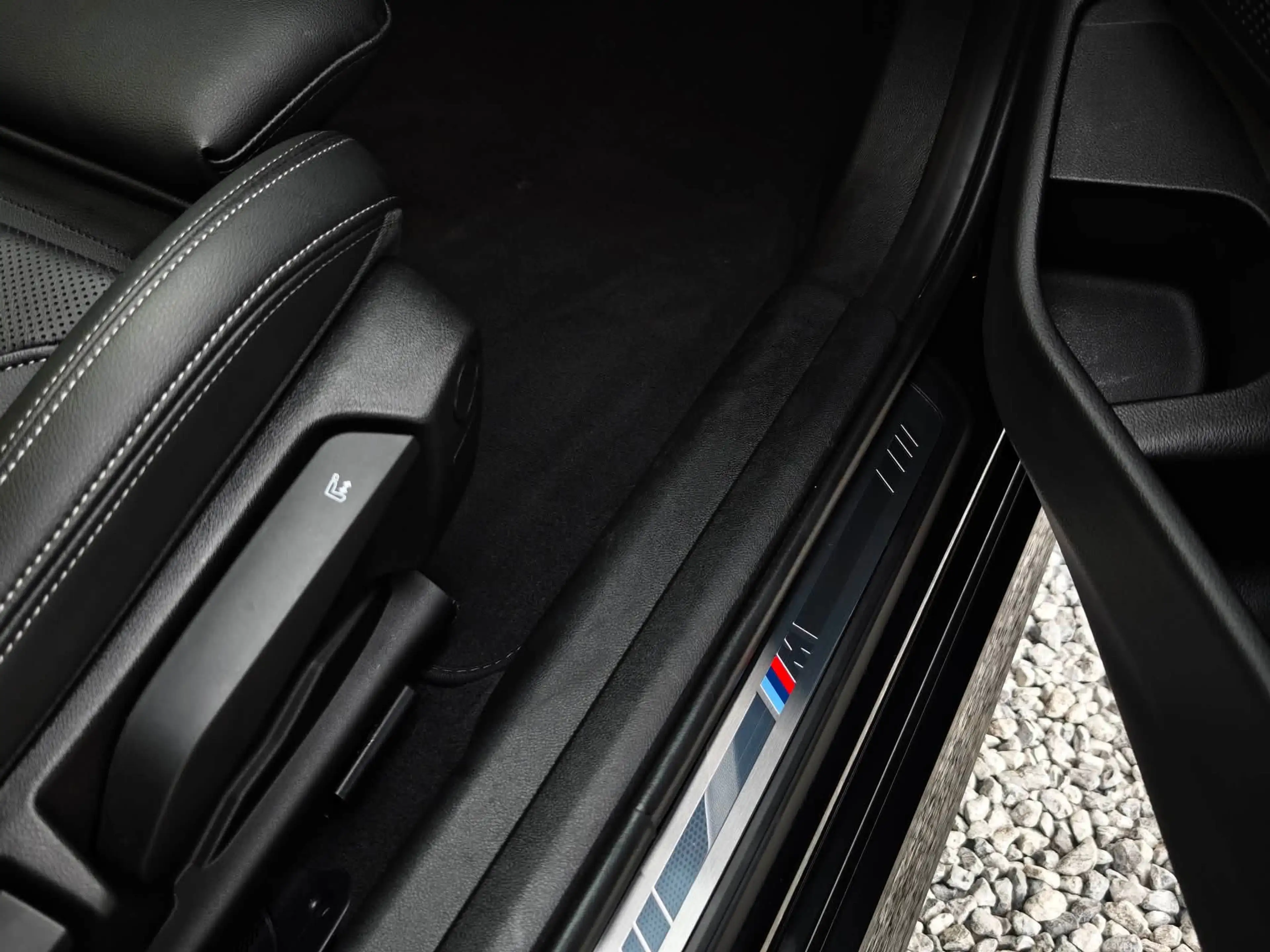 BMW 316 dAS PACK M | CURVED DISPLAY | ECL. AMBIANT | CUIR | CARPLAY | JANTES 19 — photo 8