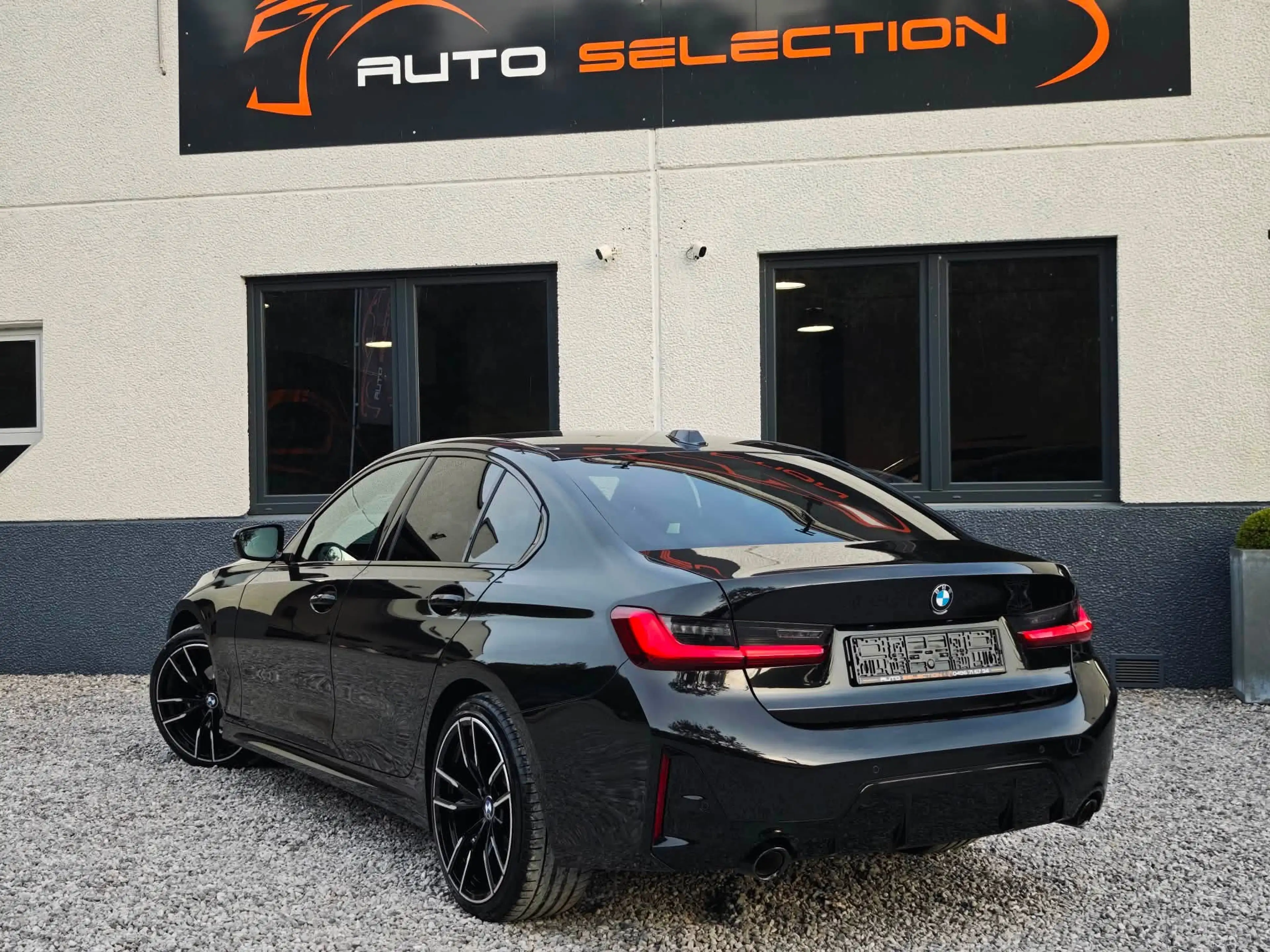 BMW 316 dAS PACK M | CURVED DISPLAY | ECL. AMBIANT | CUIR | CARPLAY | JANTES 19 — photo 2