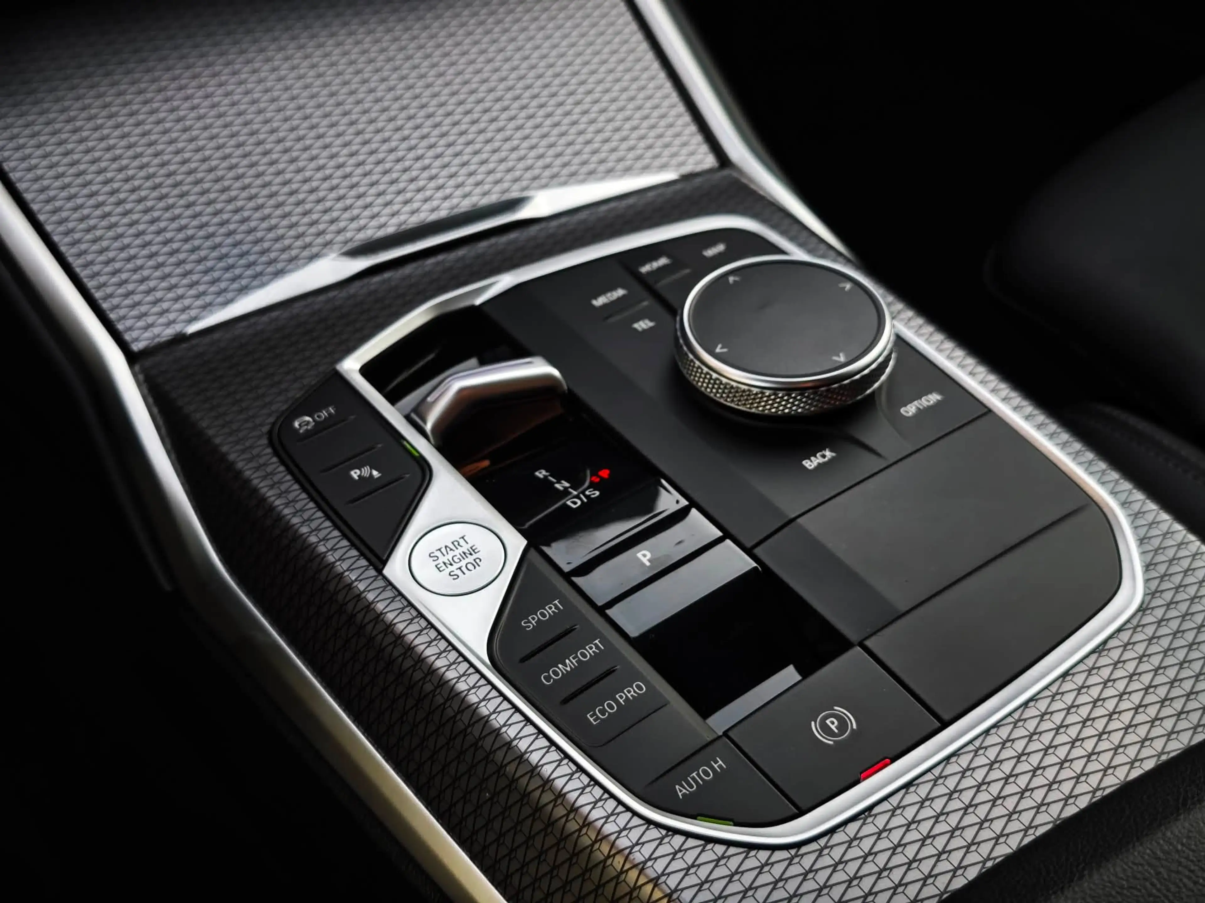 BMW 316 dAS PACK M | CURVED DISPLAY | ECL. AMBIANT | CUIR | CARPLAY | JANTES 19 — photo 14