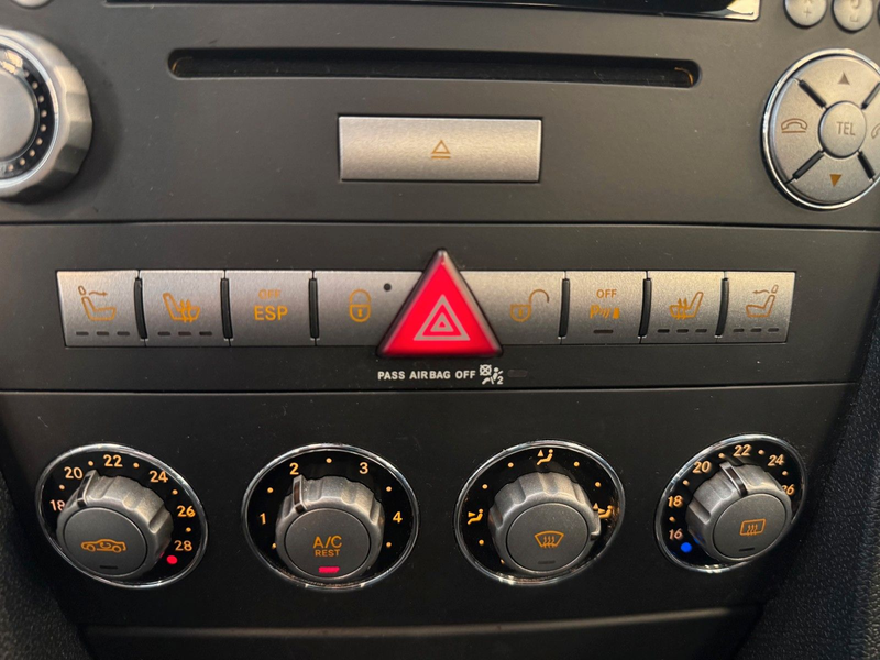 Mercedes-Benz SLK 200 Automatik Sportpaket Airscarf Xenon — photo 22