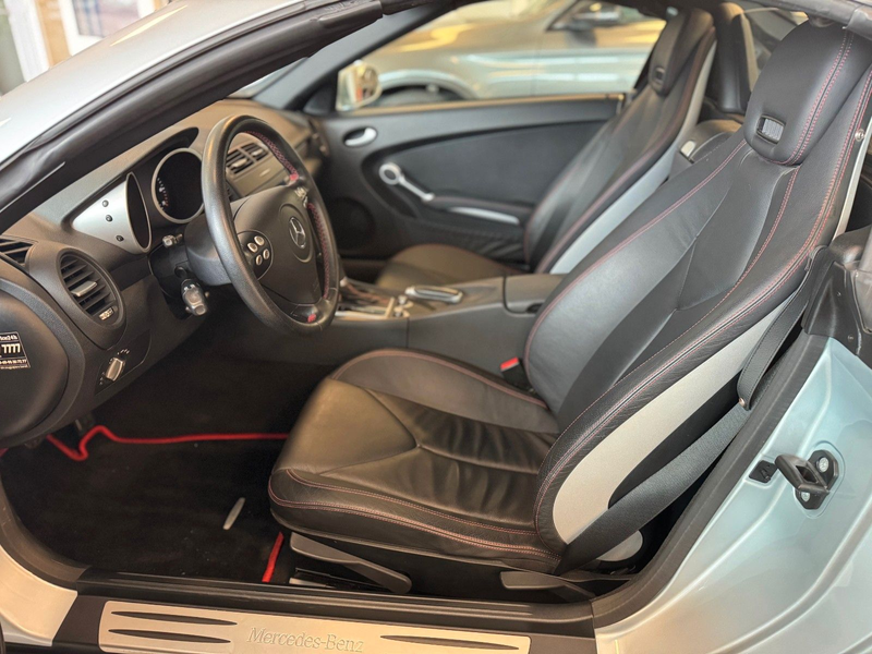 Mercedes-Benz SLK 200 Automatik Sportpaket Airscarf Xenon — photo 14