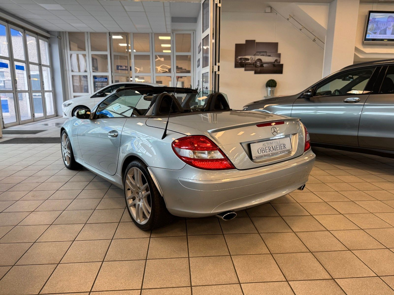 Mercedes-Benz SLK 200 Automatik Sportpaket Airscarf Xenon — photo 8