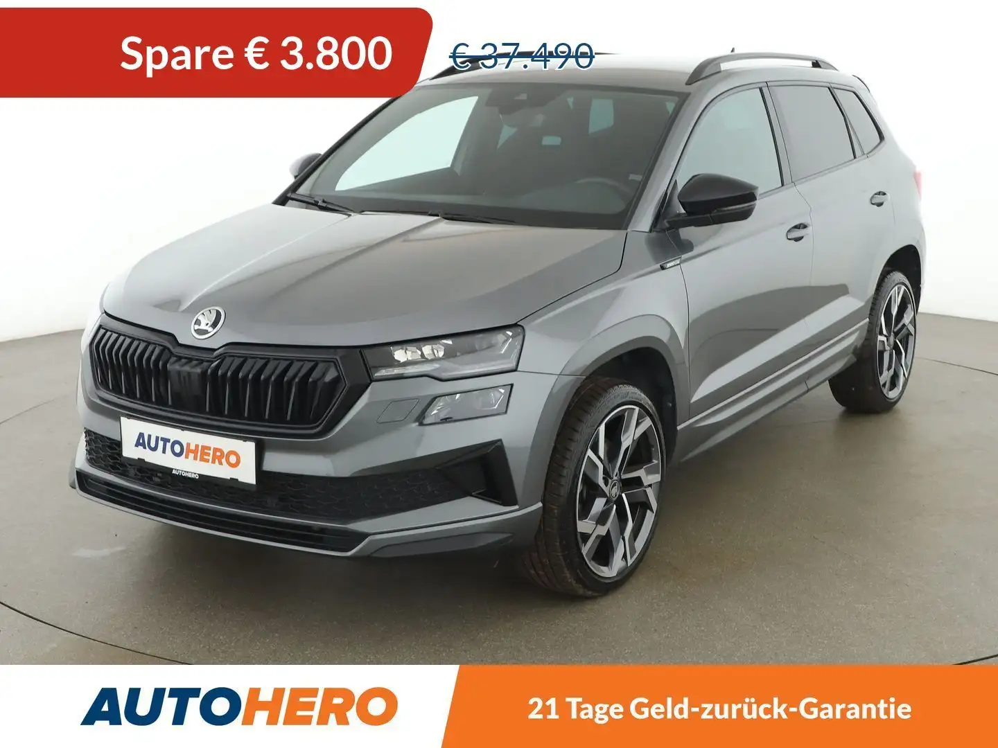 Skoda Karoq 1.5 TSI ACT SportLine Grau - 1