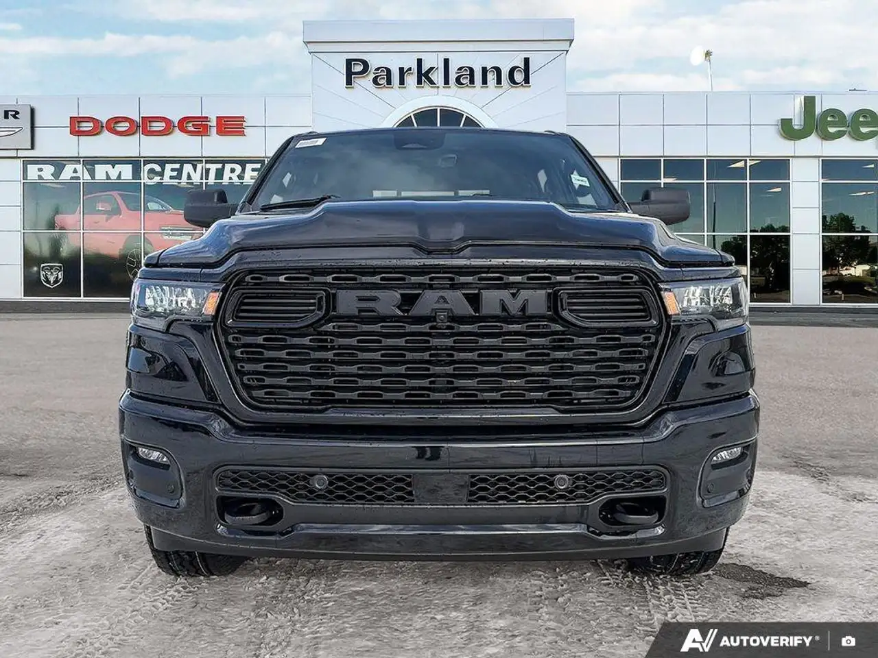 RAM 1500 снимка RAM 1500