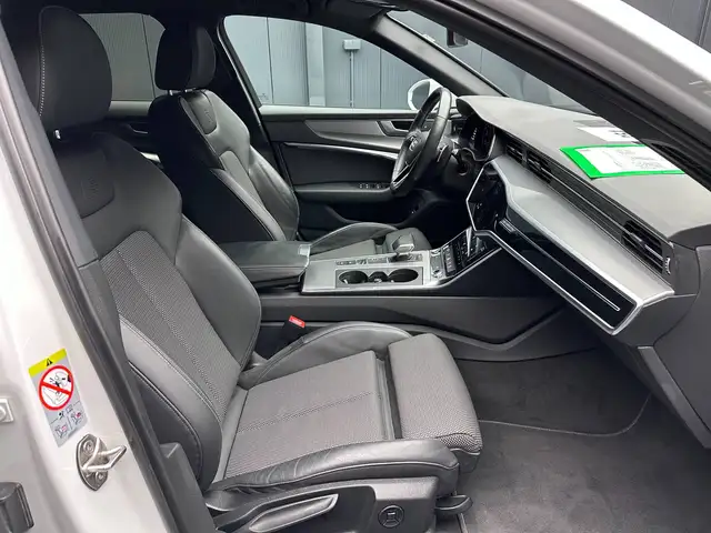 Audi A6 view 10