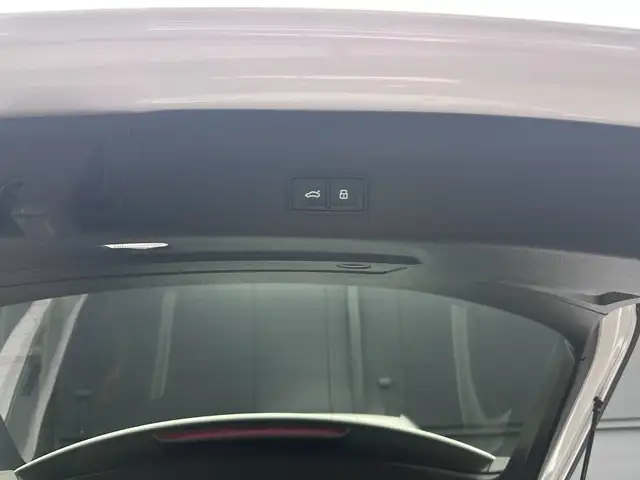 Audi A6 view 30