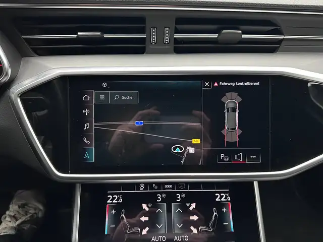 Audi A6 view 19