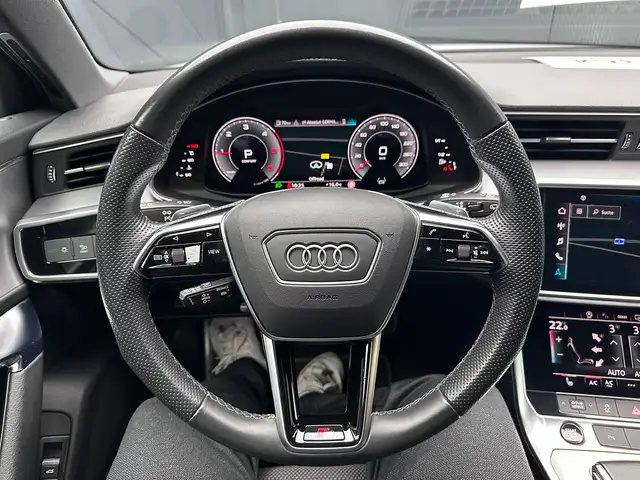 Audi A6 view 16