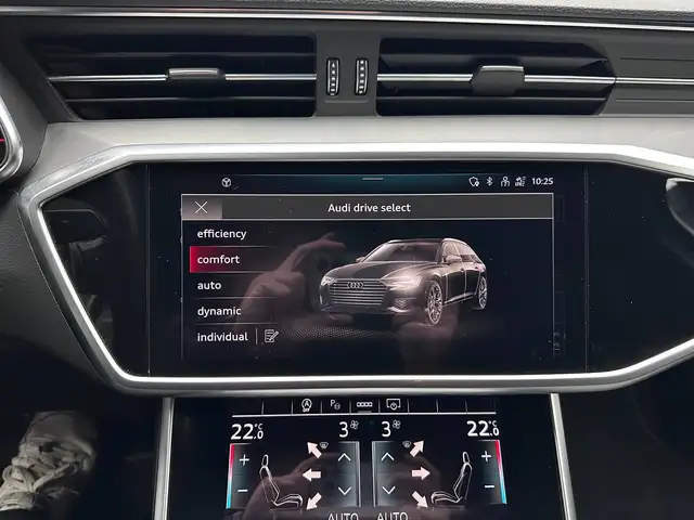 Audi A6 view 20