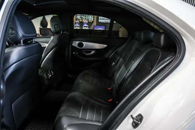 Mercedes-Benz C Class view 10