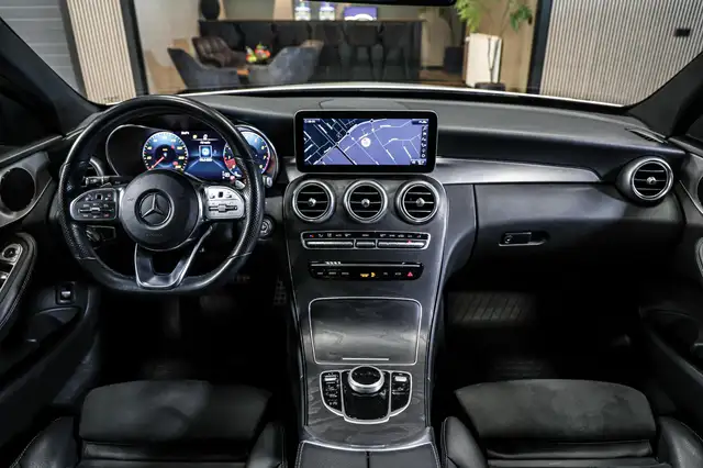 Mercedes-Benz C Class view 2