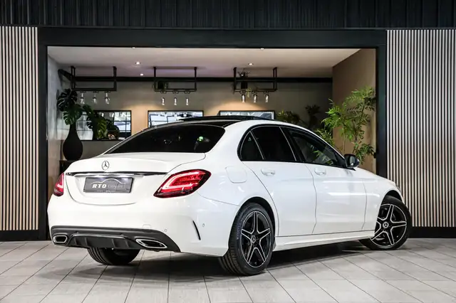Mercedes-Benz C Class view 5