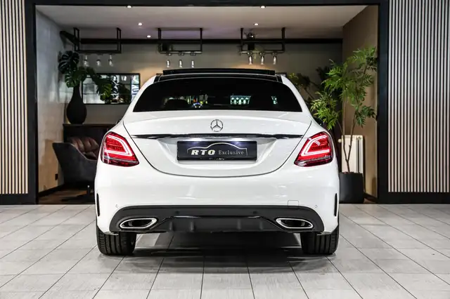 Mercedes-Benz C Class view 12