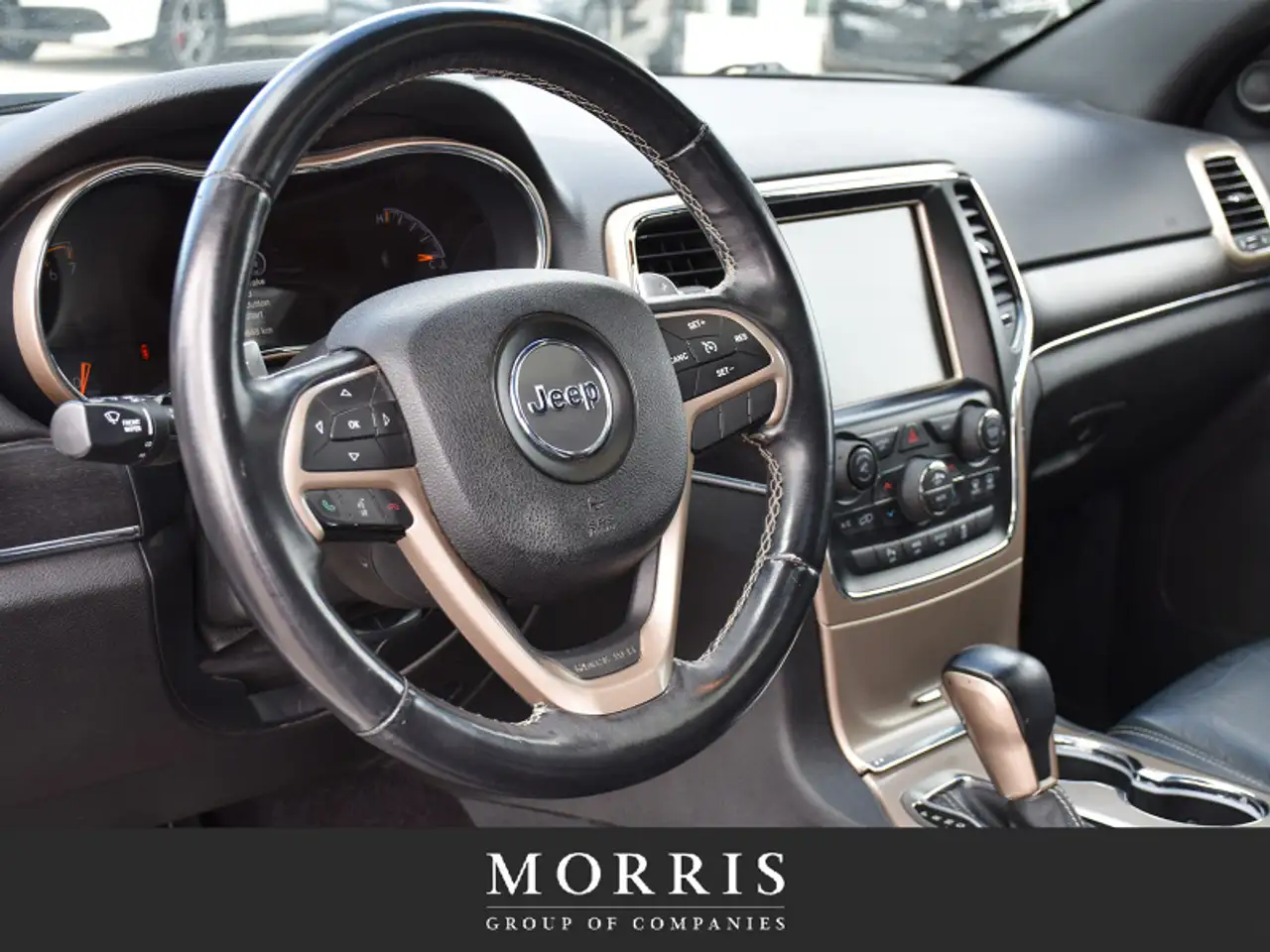 Jeep Grand Cherokee снимка Jeep Grand Cherokee