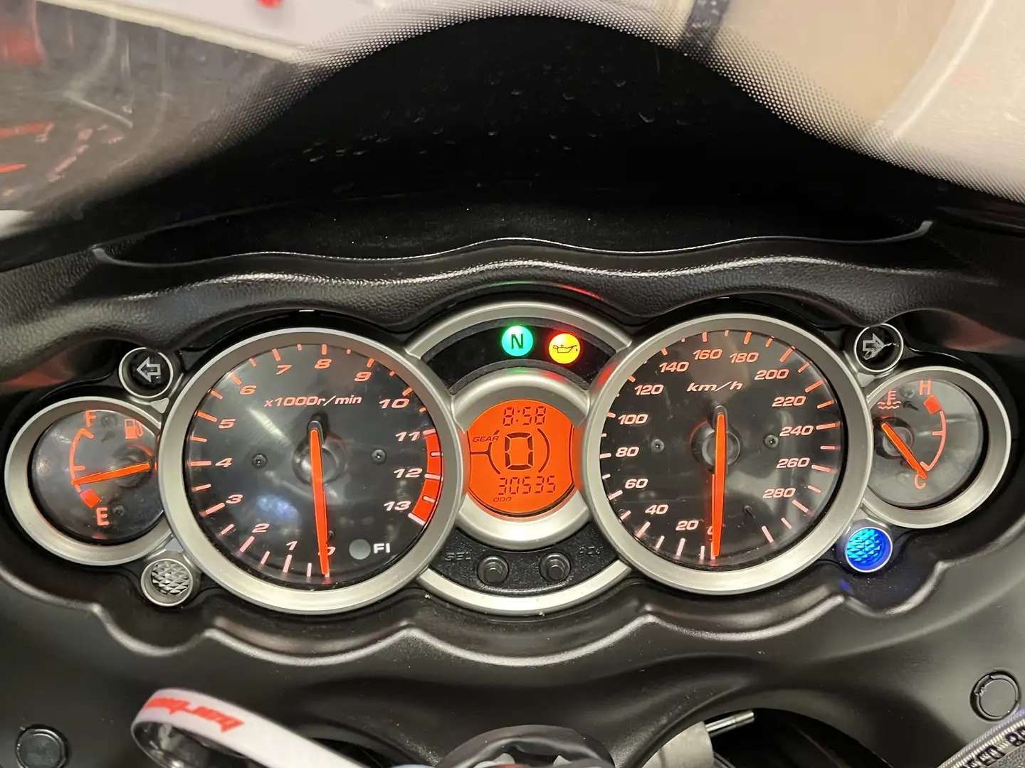 Suzuki GSX 1300 GSX-R HAYABUSA Blanc - 2