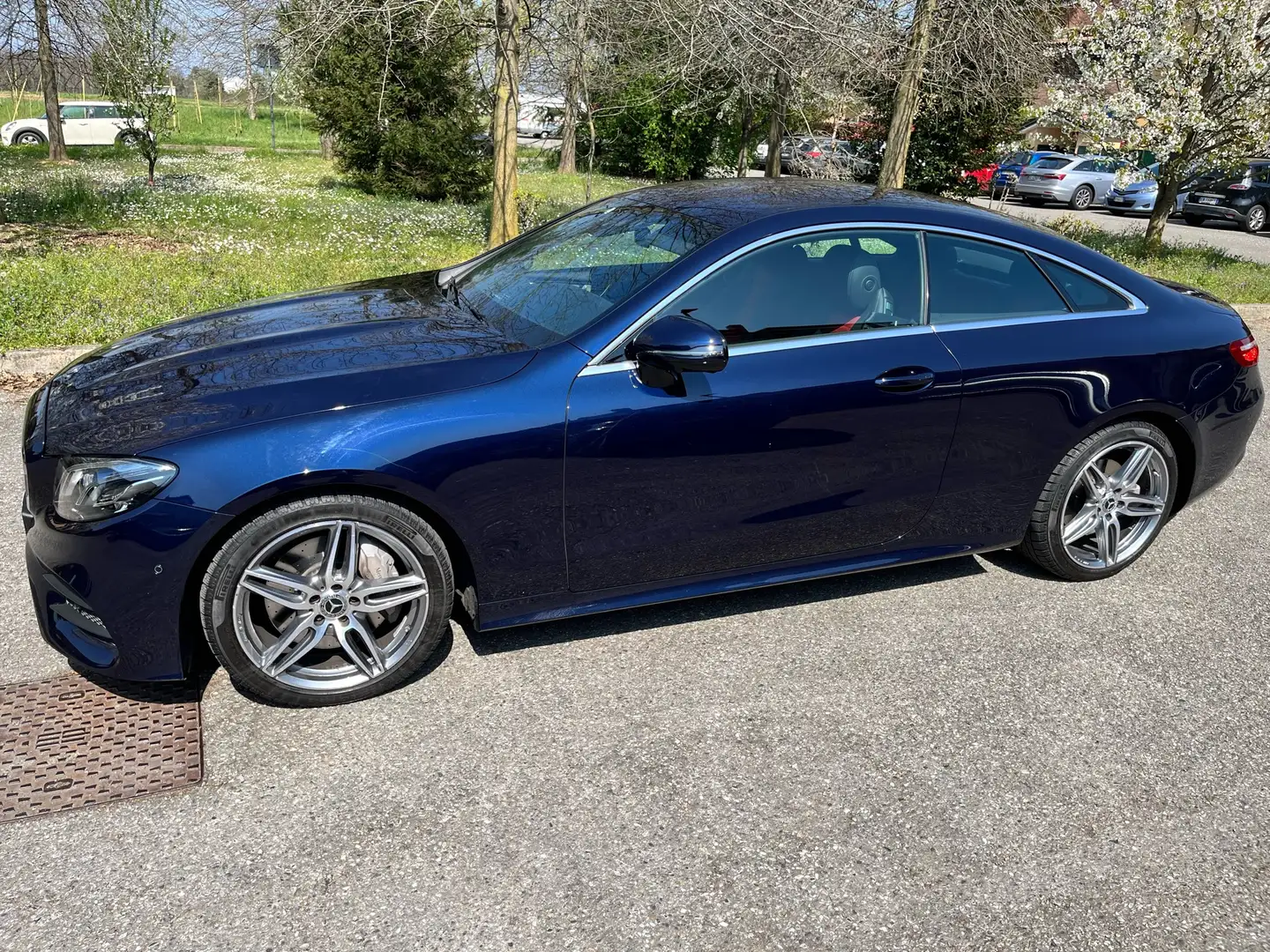 Mercedes-Benz E 350 Coupe eq-boost Premium Plus auto - 1