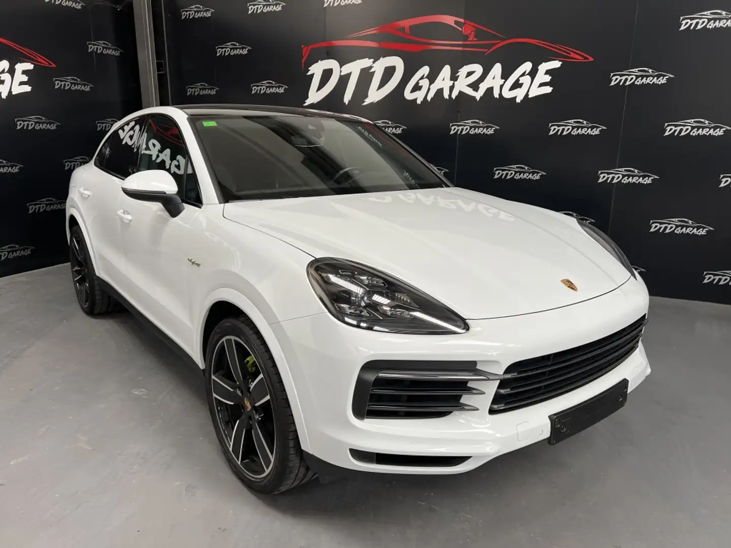 Porsche Cayenne E-Hybrid Coupé Aut. Blanc - 2