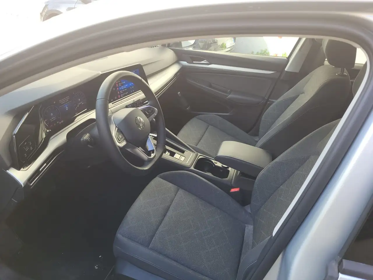 Volkswagen Golf 1.0 eTSI 81kW EVO Life DSG 7