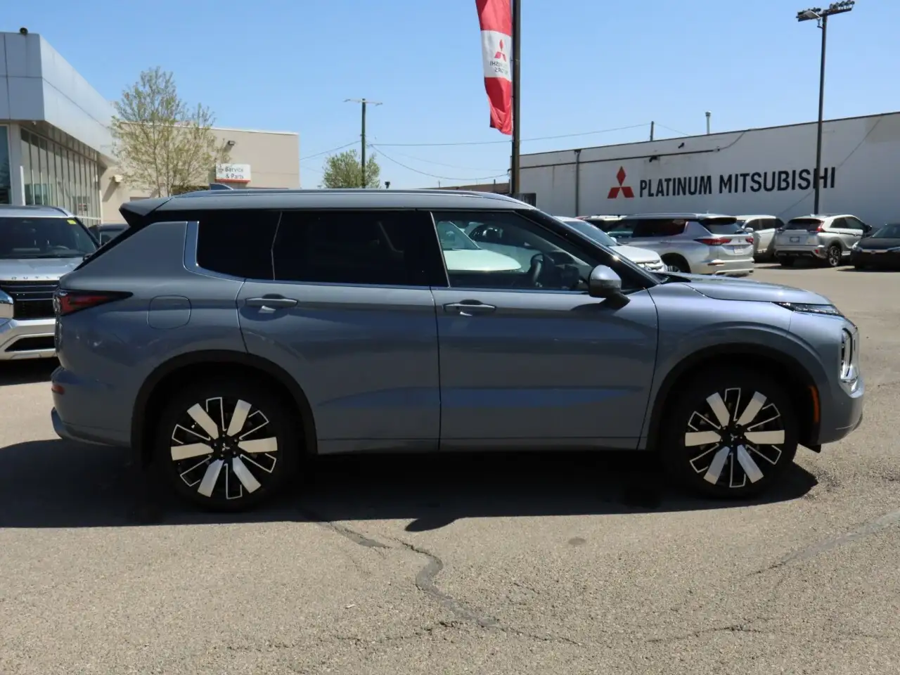 Mitsubishi Outlander снимка Mitsubishi Outlander