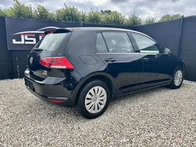 Volkswagen Golf view 7