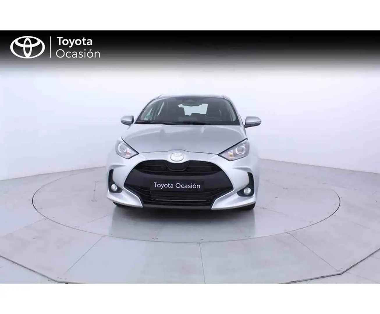 Toyota Yaris 1.5 120H Active Plus Gris - 2