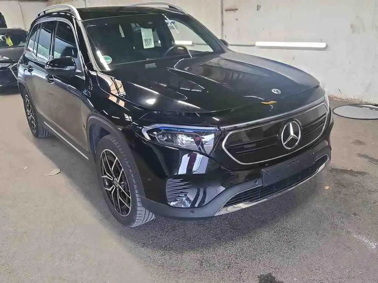 Mercedes-Benz EQB 300 4x4*KAMERA*NAVI*el.HECKKL.*SHZ*FERNLICHTASSIST*19" Negru - 2