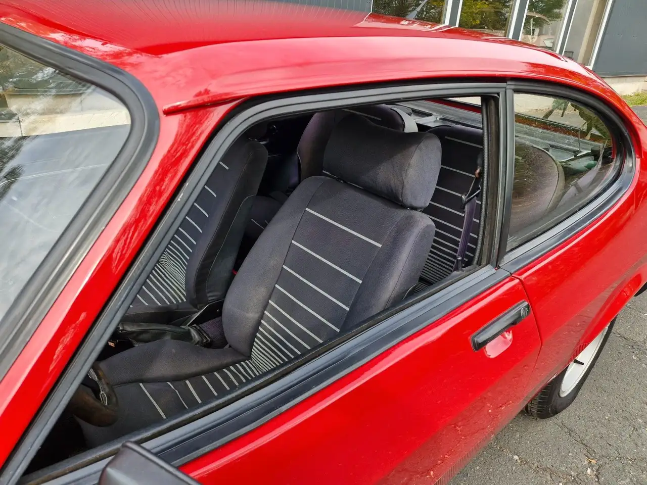 Ford Capri 2.3S TÜV/H neu Oldtimer, foto 7