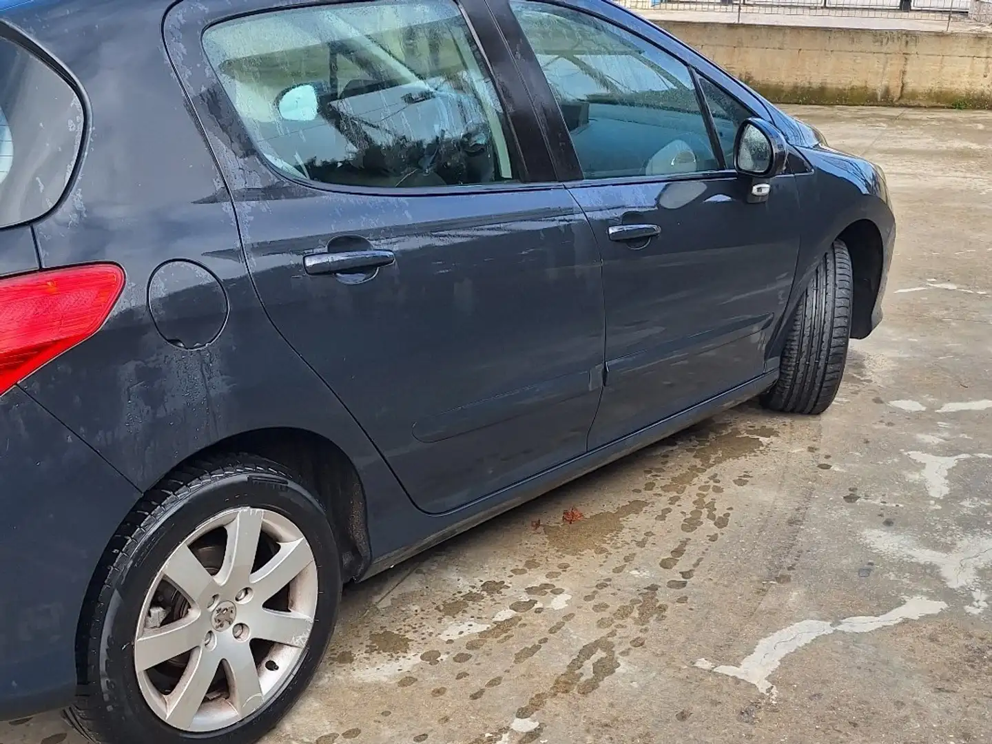 Peugeot 308 5p 1.6 hdi 16v Feline 110cv 6m fap - 2