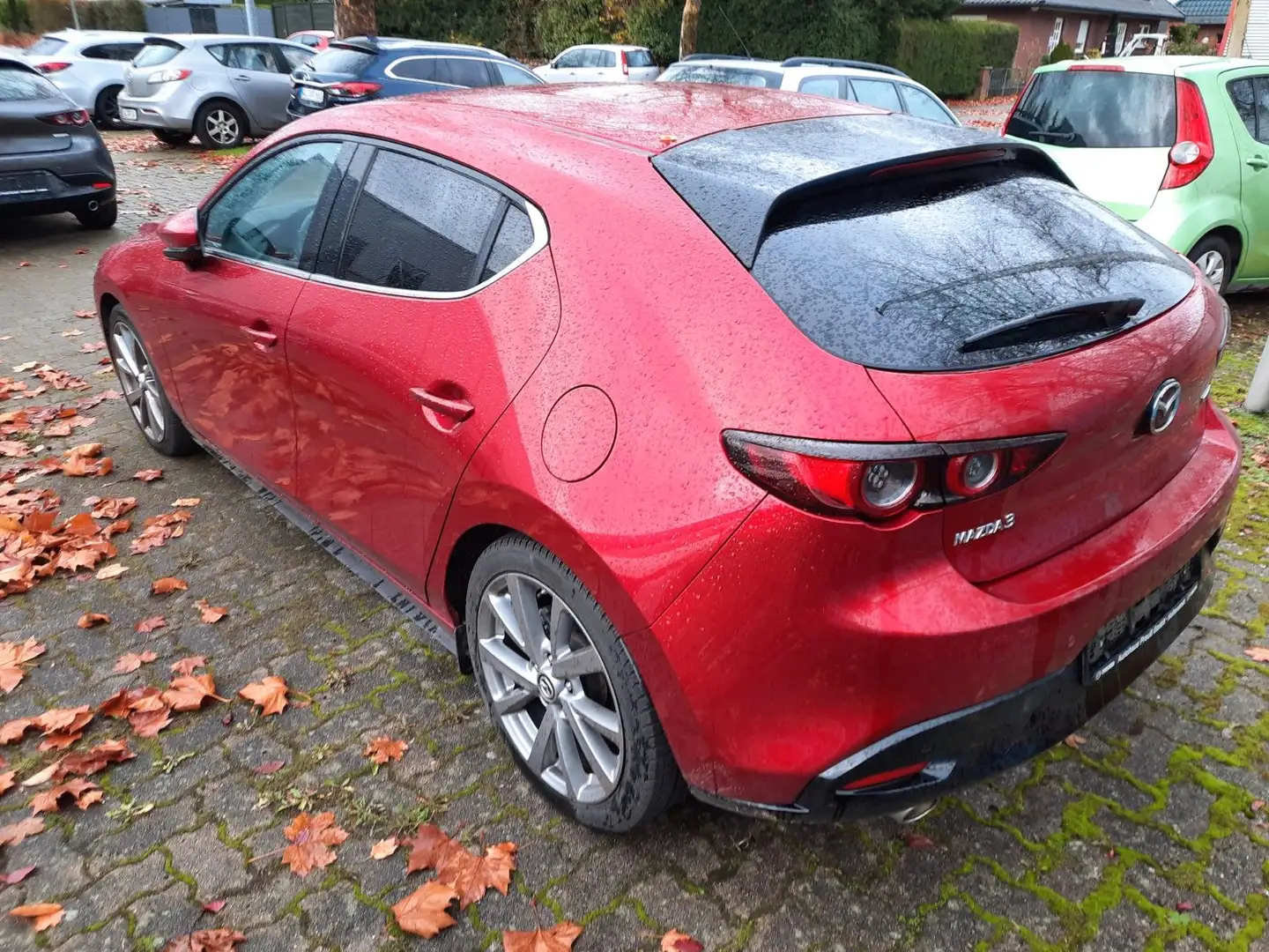 Mazda 3 M Hybrid 6AG SELECTION A18 DES-P LED-S BOS Rot - 2